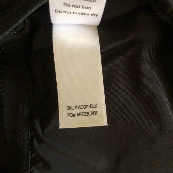 Andie NWT The Nantucket One Shoulder One Piece Black XS Sleek & Sophisticated - Picture 9 of 13